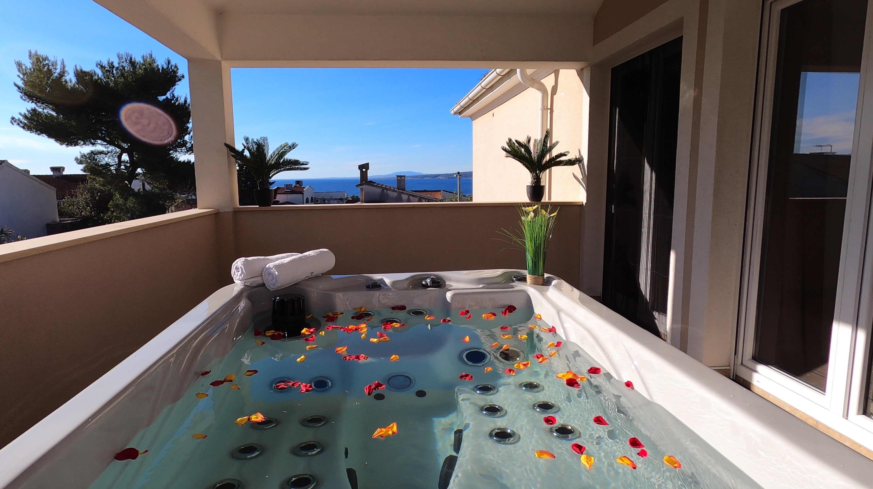 Villa pool